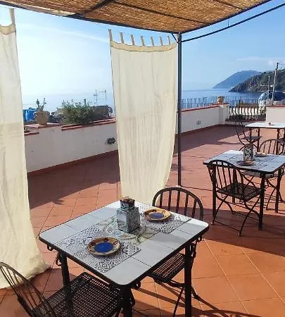 Enzoilnegro Gæstehus Lipari (Isola Lipari)