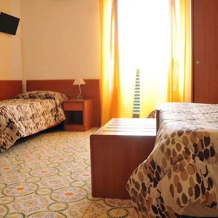 Vendégház Enzoilnegro Lipari