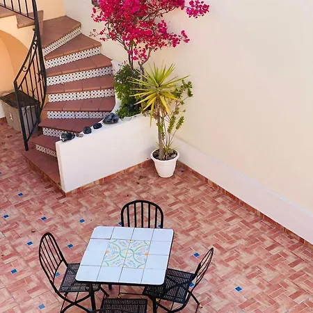 Enzoilnegro 4* Lipari (Isola Lipari)