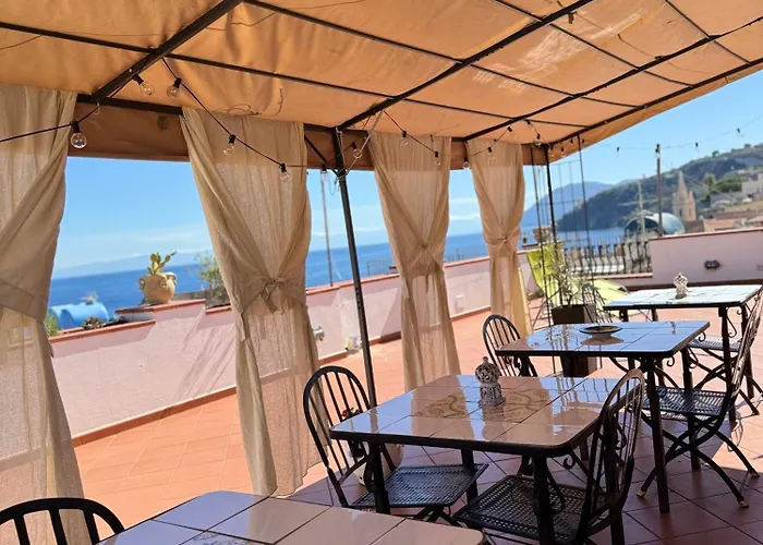 Enzoilnegro 4* Lipari (Isola Lipari)