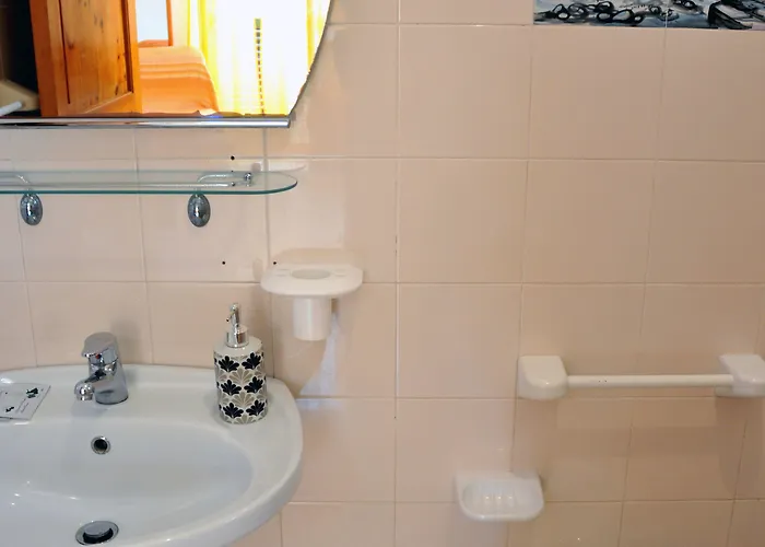 Pensión Enzoilnegro 4*