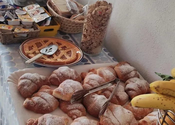 Enzoilnegro 4* Città di Lipari