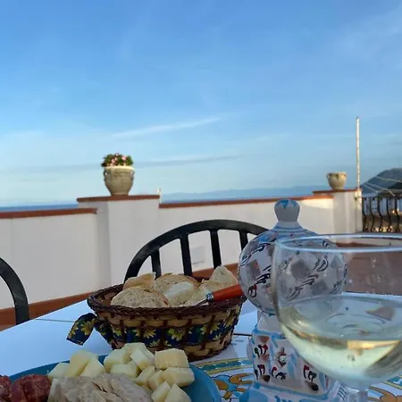 Enzoilnegro Maison d'hôtes Lipari (Isola Lipari)