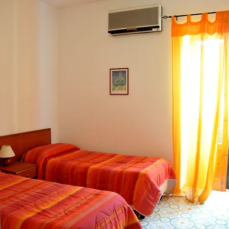 Enzoilnegro Pensionat 4*