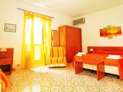 Enzoilnegro Guest house 4*