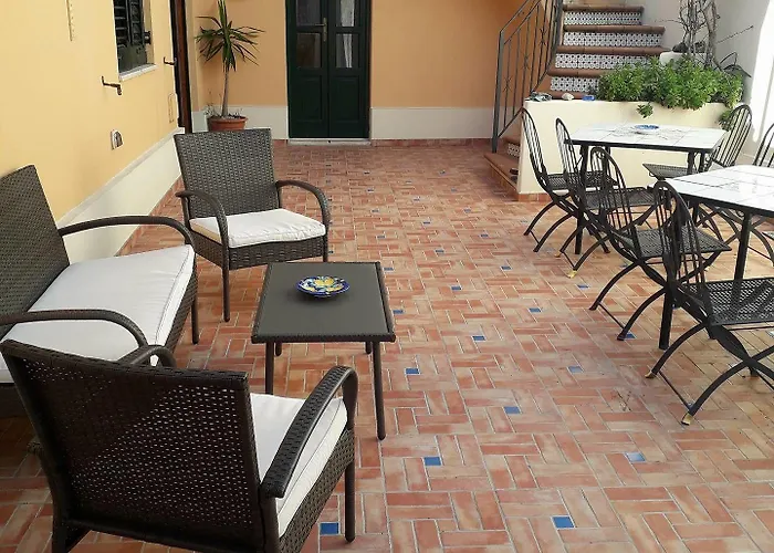 Enzoilnegro Guest house 4*